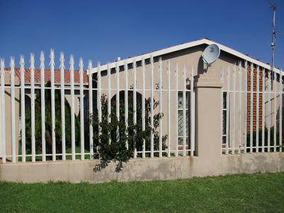 House For Sale in Eldorado Park, Johannesburg