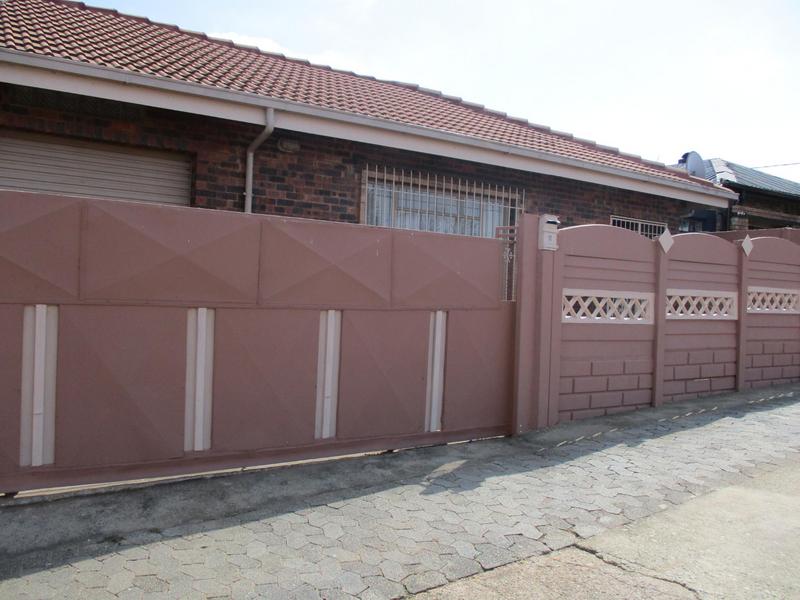 Property For Sale in Riverlea, Johannesburg